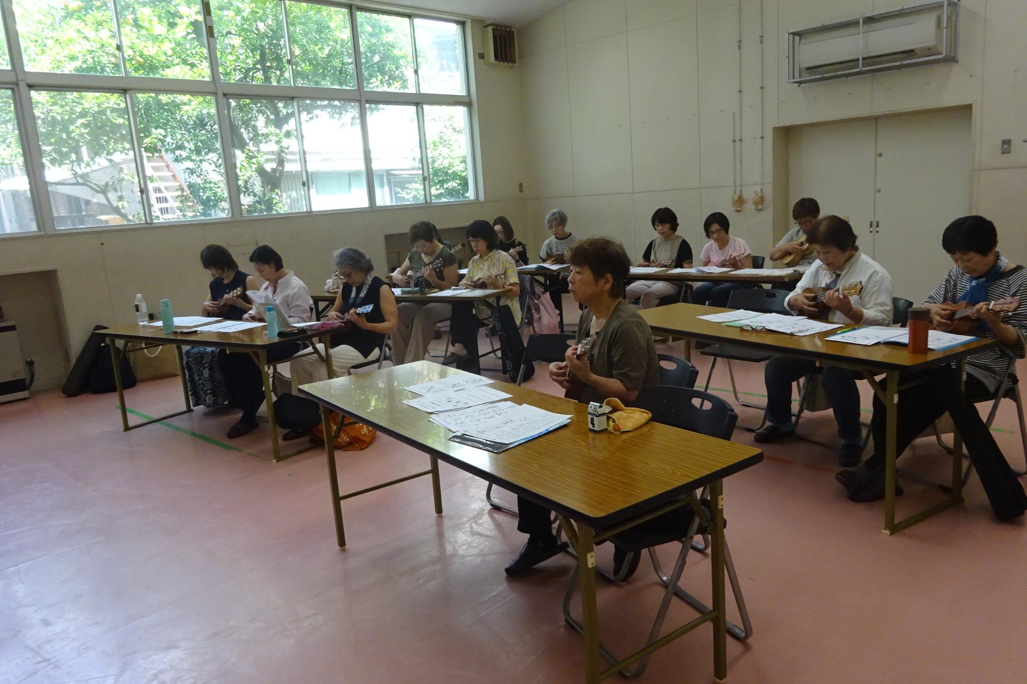 ウクレレを楽しもうの様子