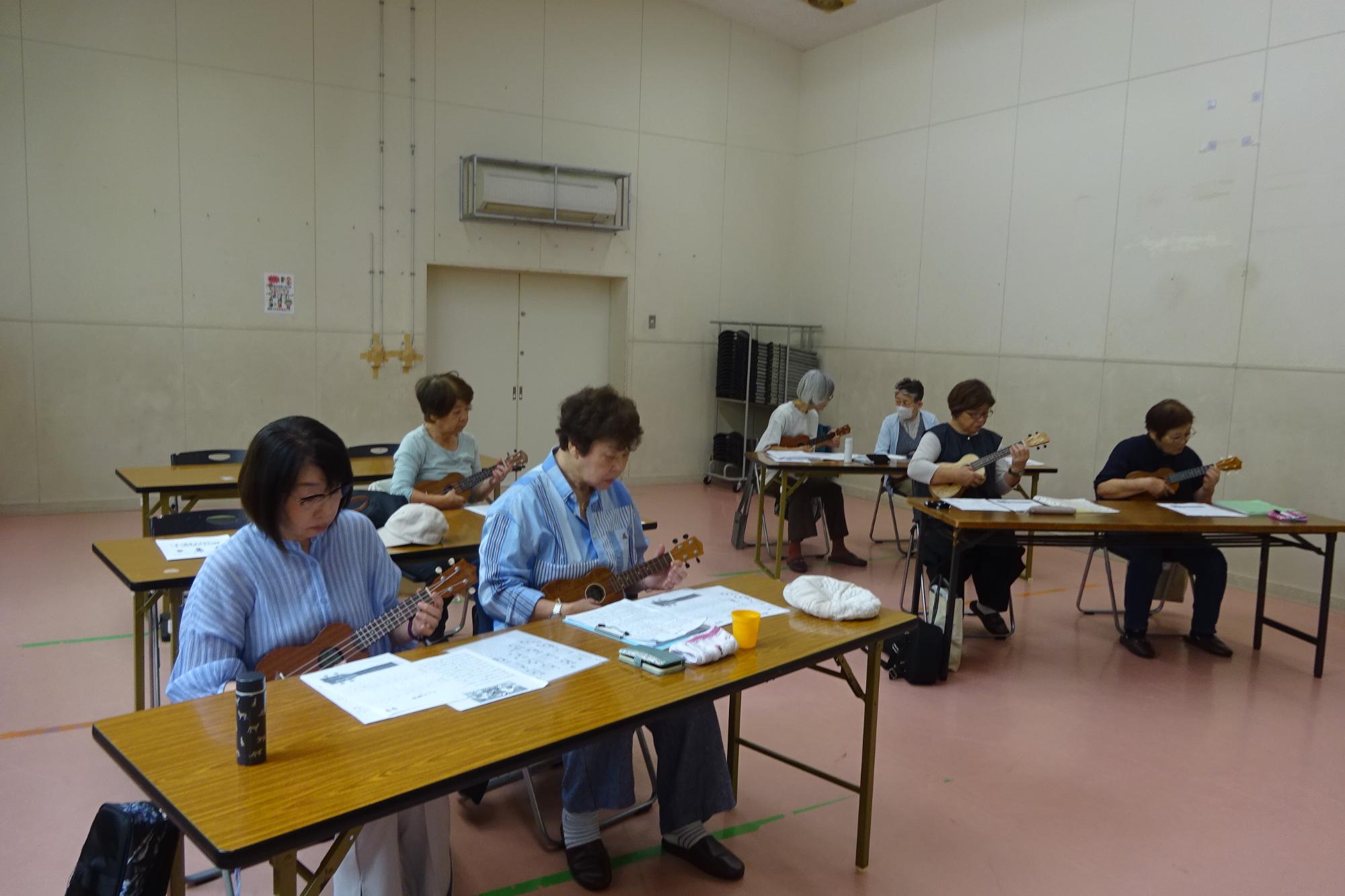 ウクレレを楽しもう