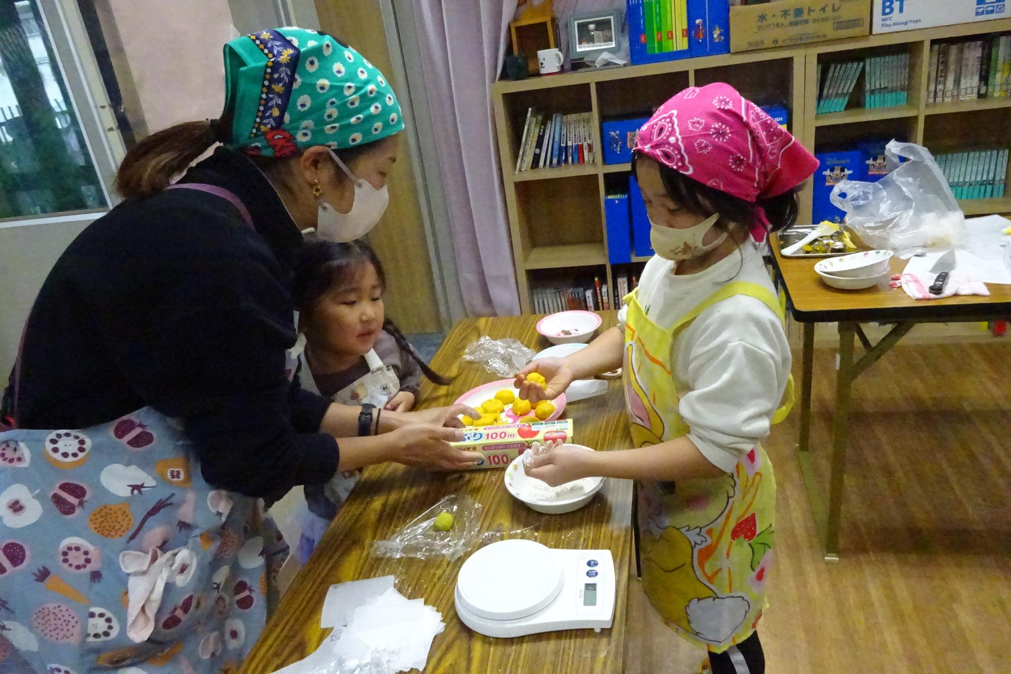 わたりだクッキングの様子