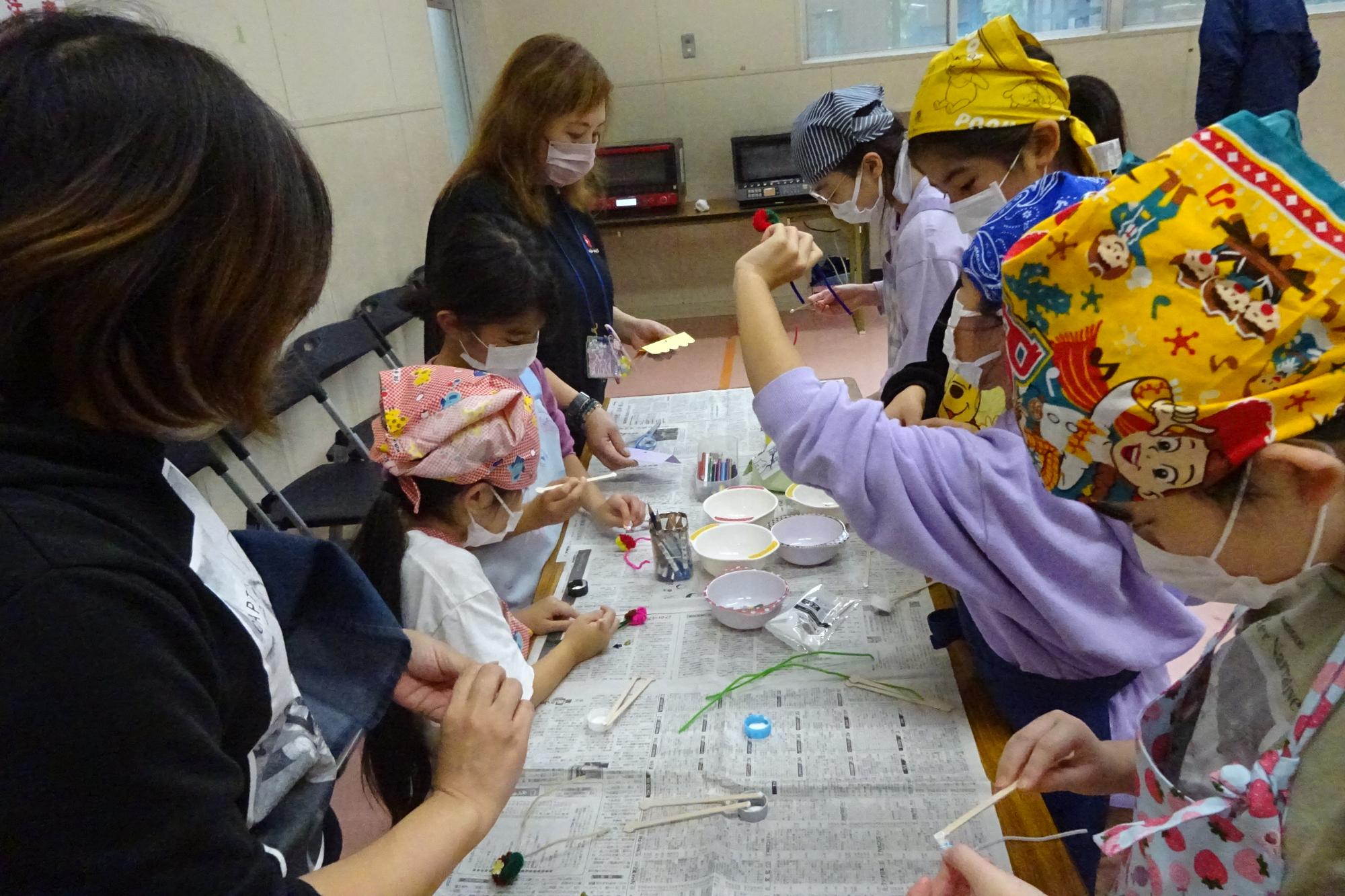 ステンドグラスクッキー作り