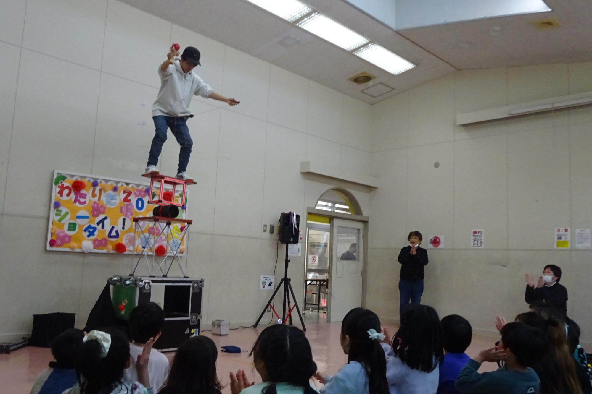 わたりだ演芸大会の様子