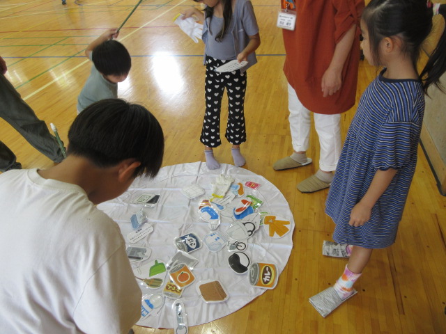 防災さかな釣りで張り切る子どもたち