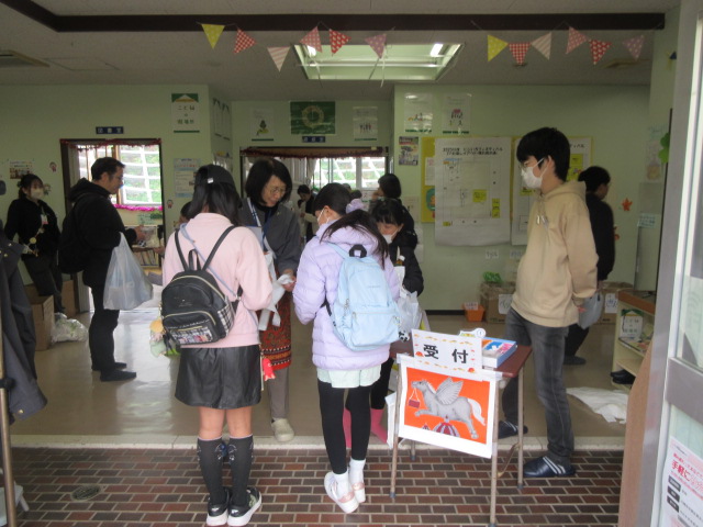 にじいろフェスティバルの様子の写真