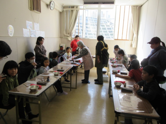 1回目の陶芸の様子