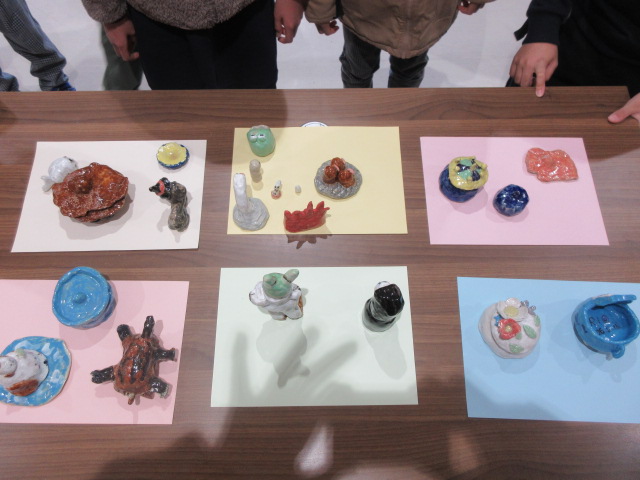 できあがった子どもたちの力作、陶器作品