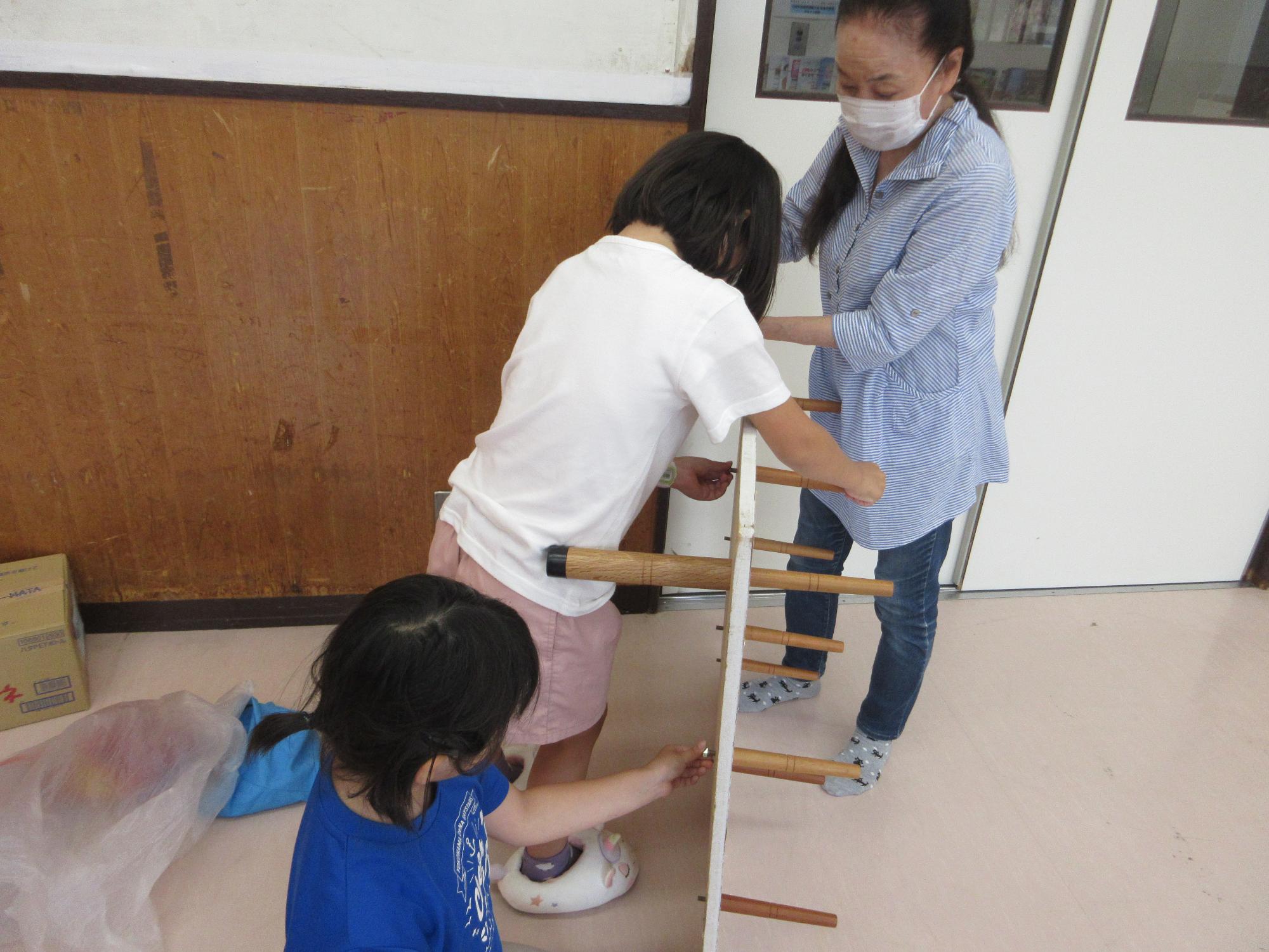 準備を手伝う様子
