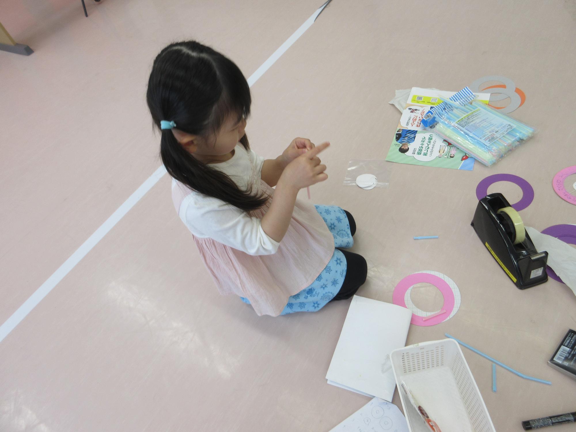 工作しているこどもの様子