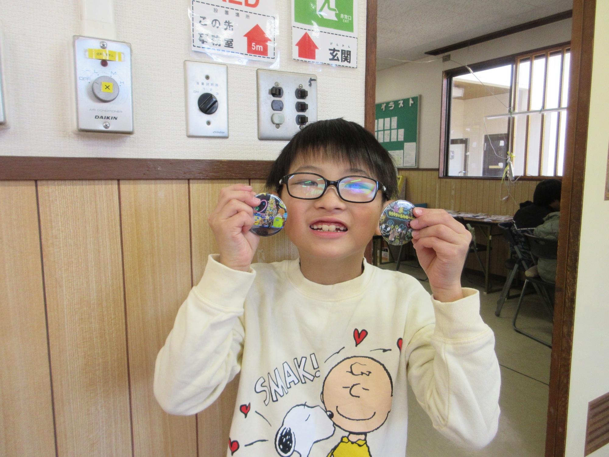 完成した缶バッジの様子2