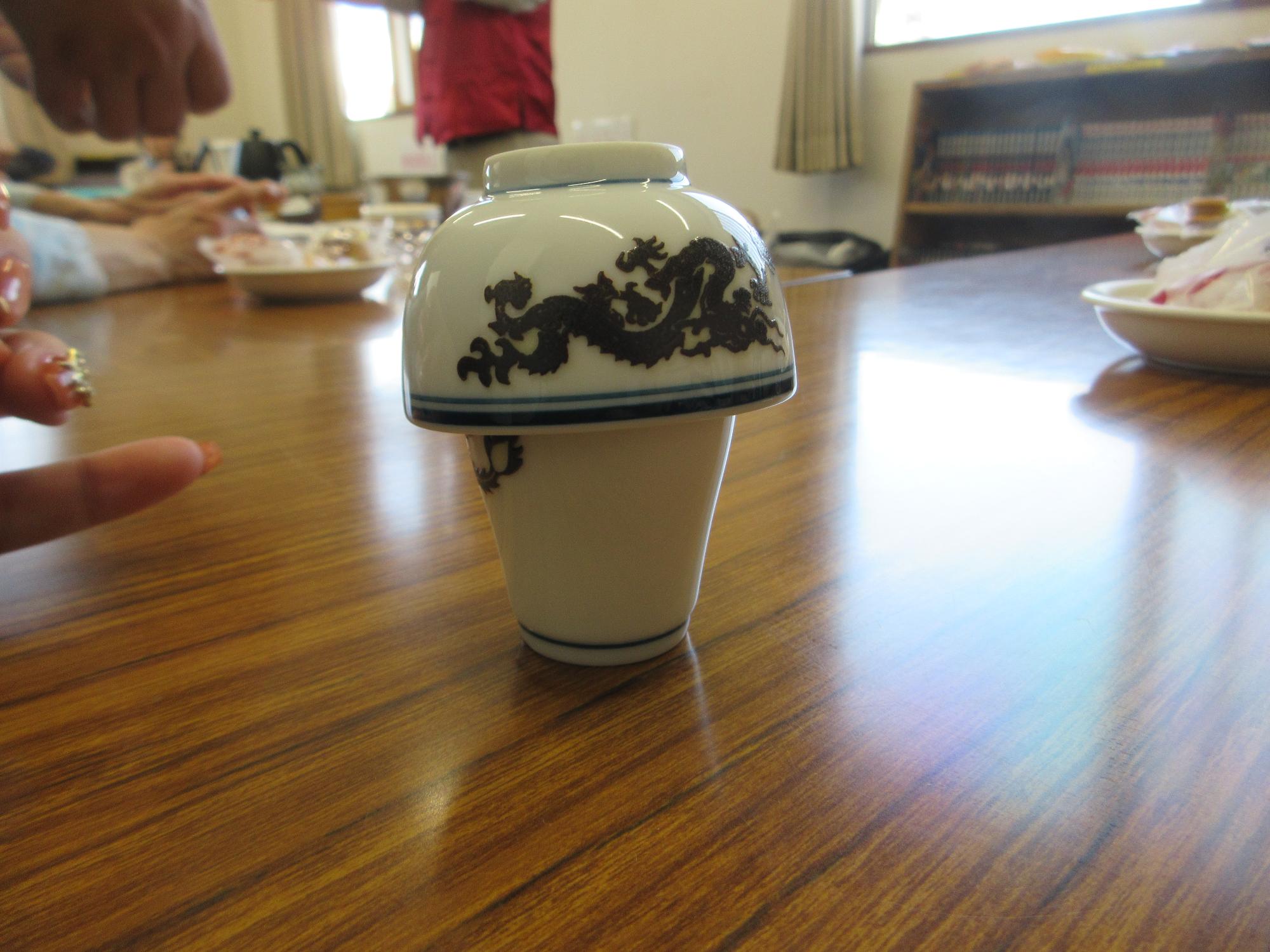 お茶を楽しむ様子