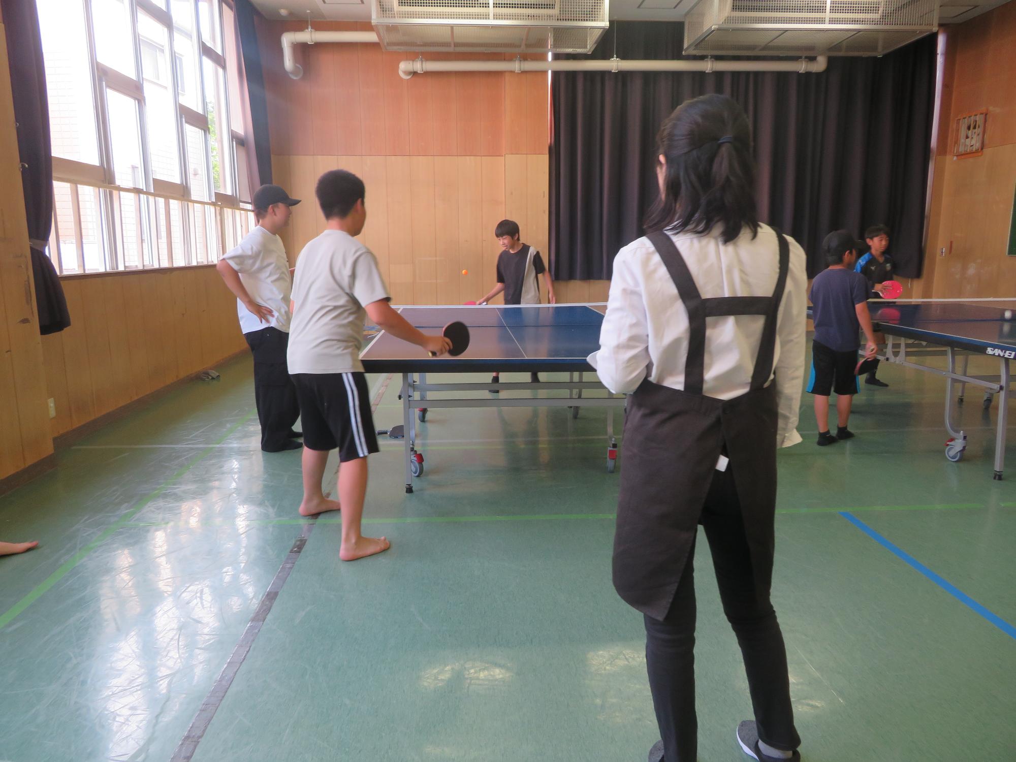 行事中の集会室の様子