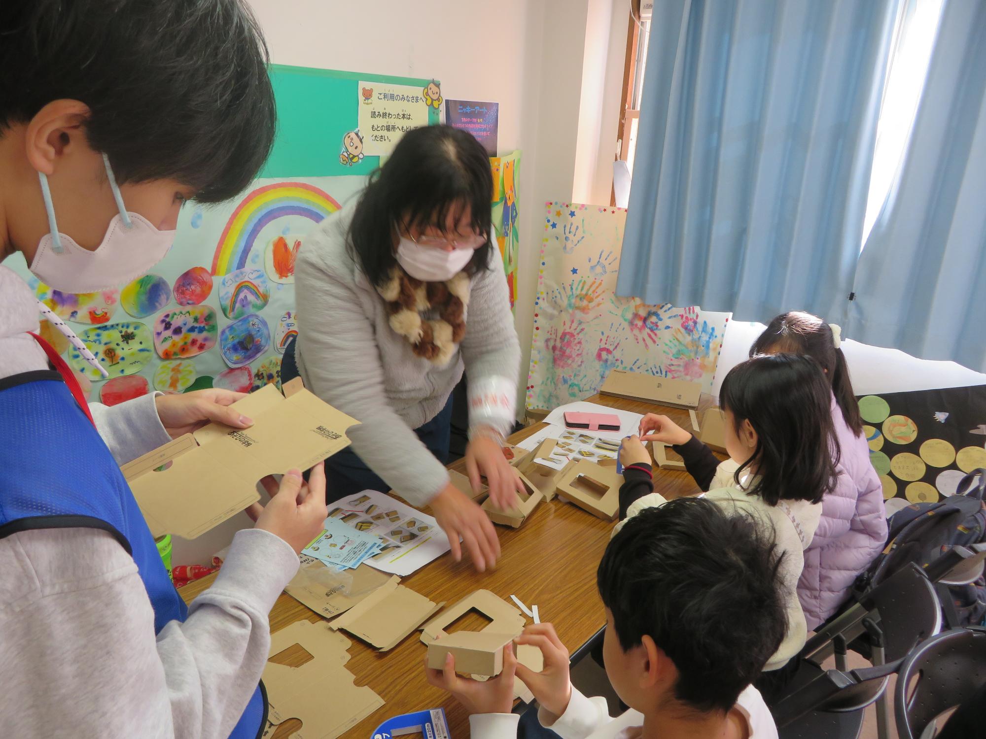 マジックボックス制作中の写真