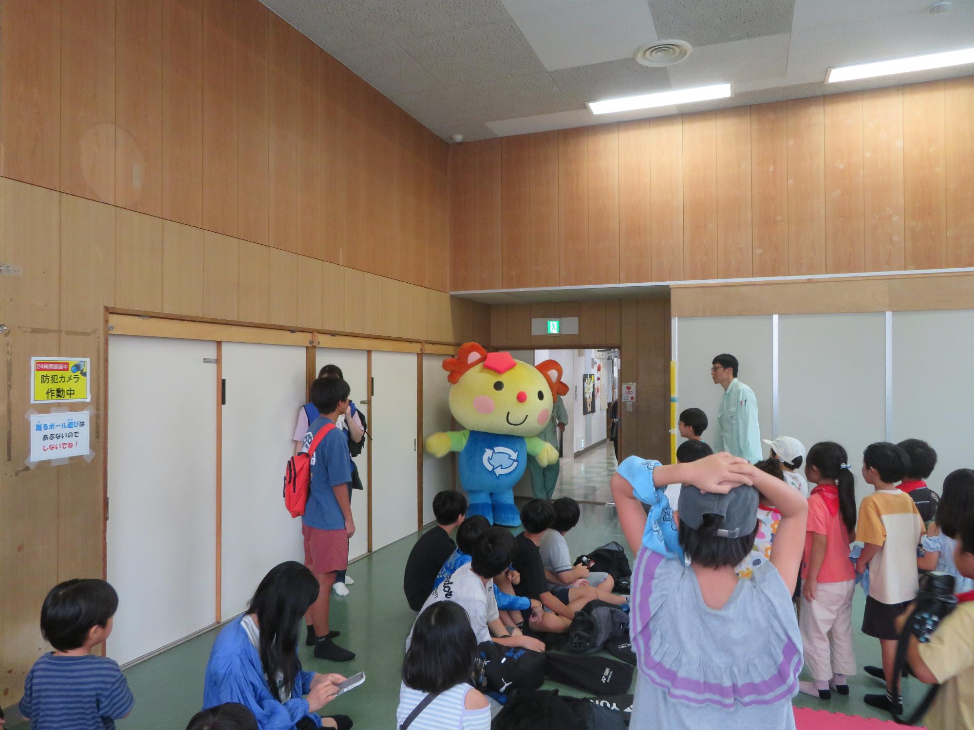 かわるんが登場の写真