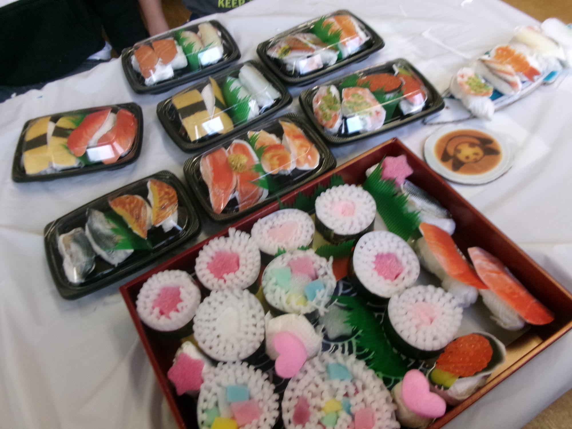 完成したリアルな寿司の工作の写真