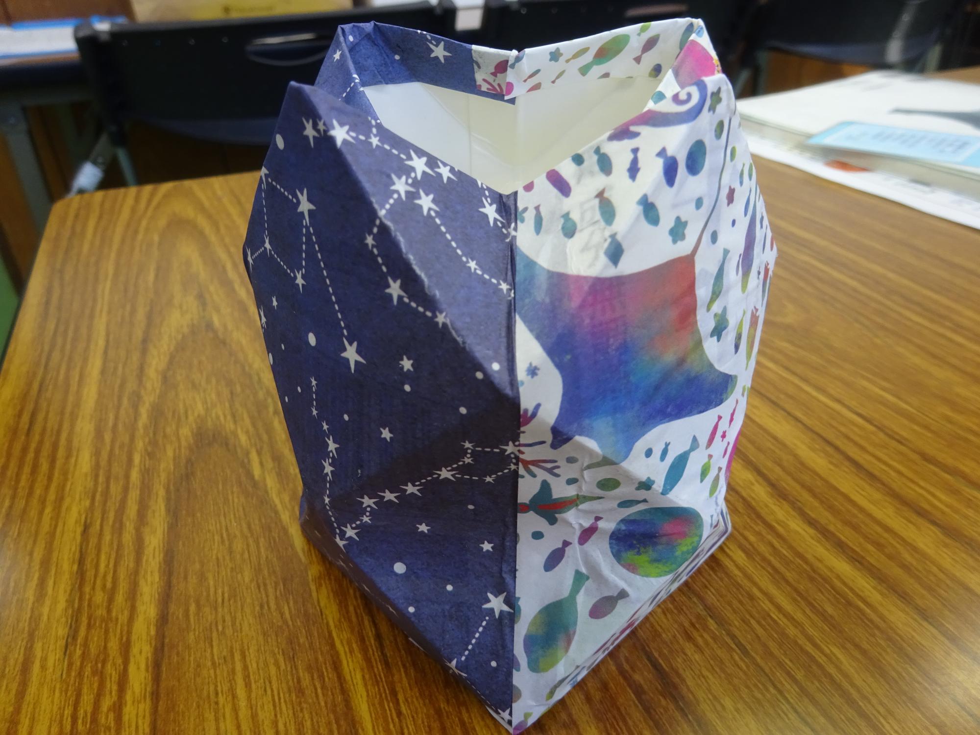 子どもが作った小物入れの写真