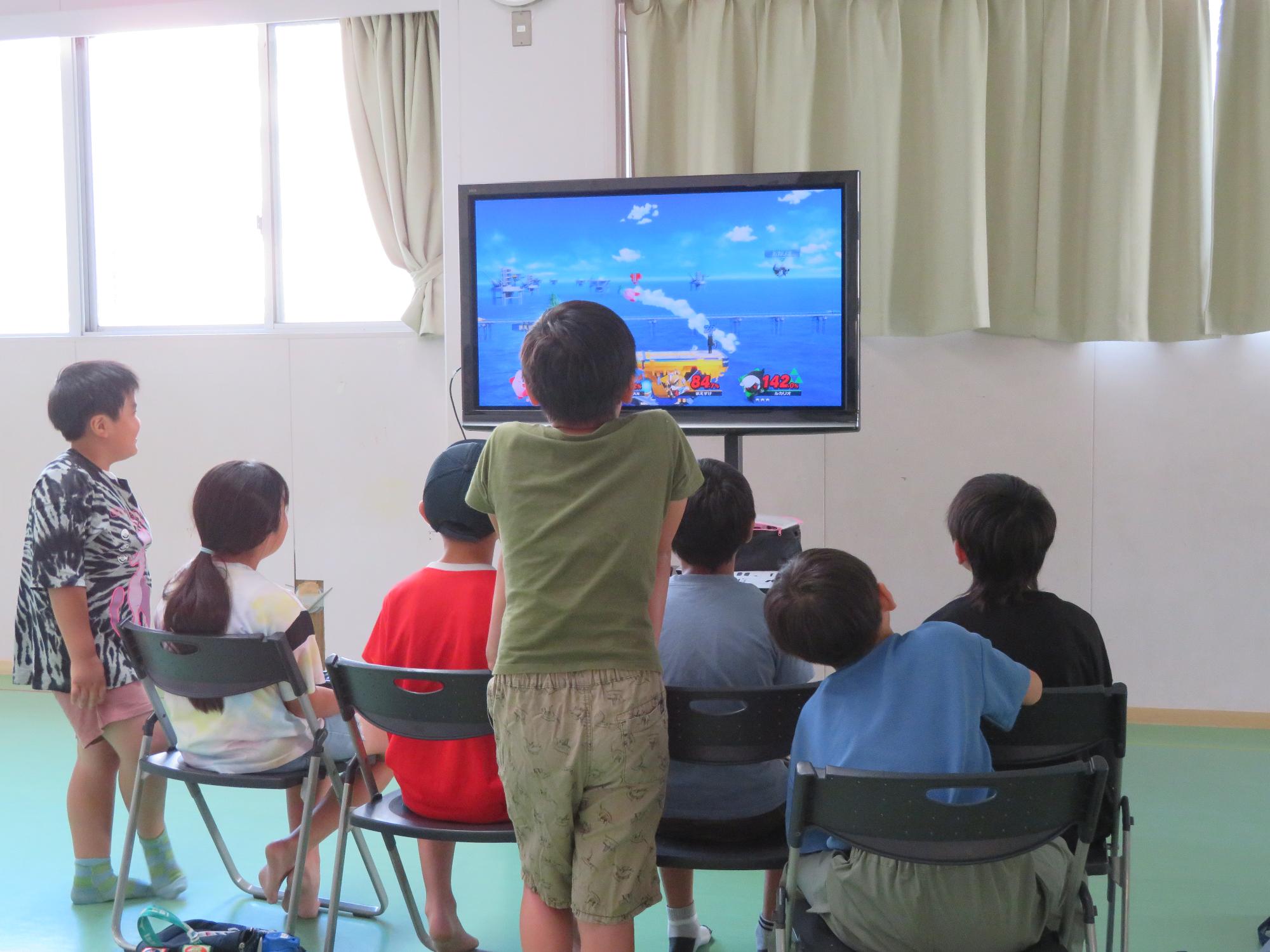 ゲームをしている写真
