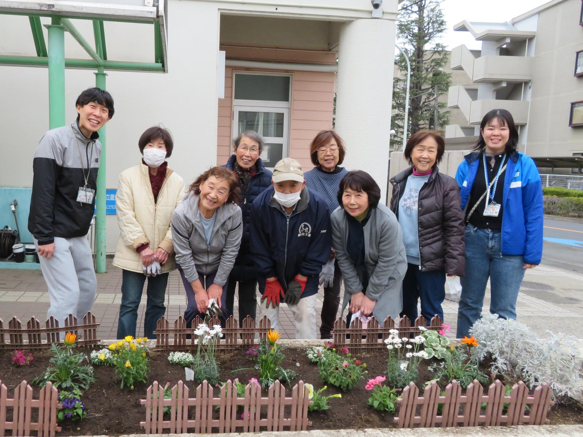 卓球交流会＆花植え会3月