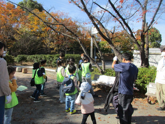 公園清掃行事の写真