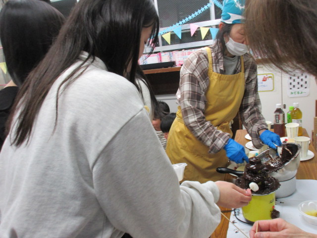 チョコレートフォンデュ