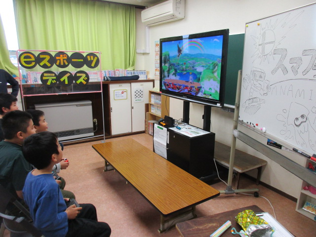 対戦ゲーム大会の本番の写真